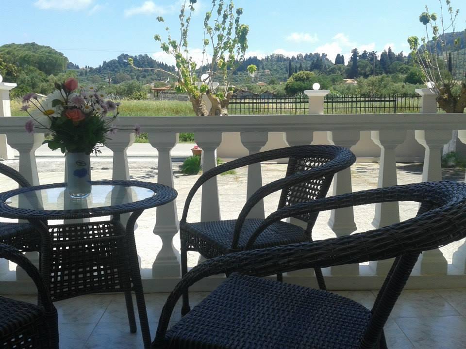 Rallou Rooms & Apartments Gaitani ภายนอก รูปภาพ